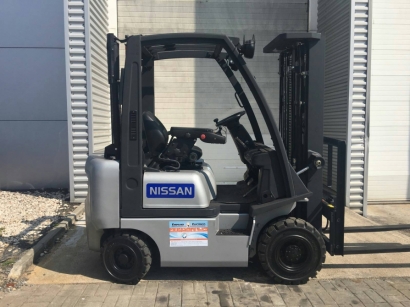 Empilhadores Diesel | Nissan FD01A180 » 245